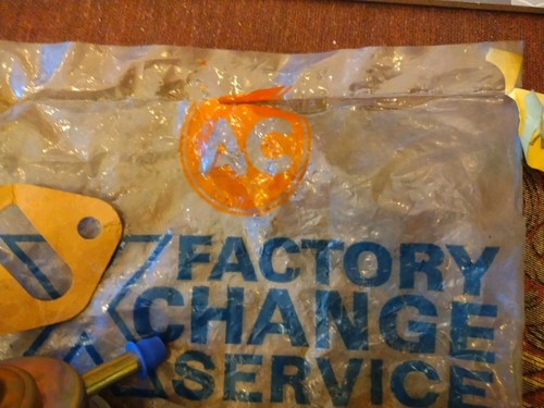 NEW OLD STOCK AC DELCO FUEL PUMP - FITS: AUSTIN A35 VAN (1967-69) - Picture 6 of 7