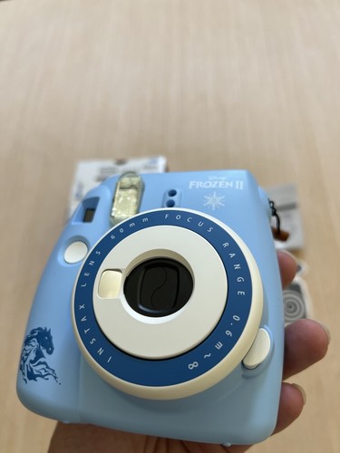 Fujifilm Disney Frozen 2 Instax Mini 9 analoge Sofortbildkamera blau - Bild 12 von 24
