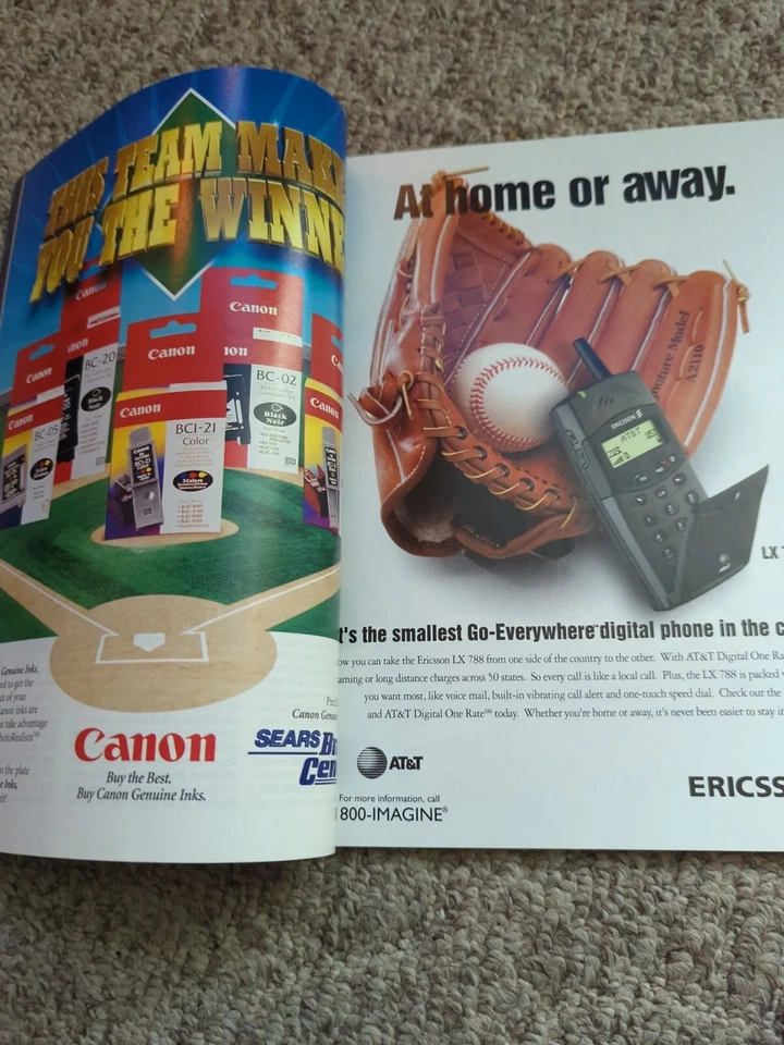 Cubs Quarterly Sammy Sosa September 1999 Vol. 18, No. 4 - Image 3 of 4