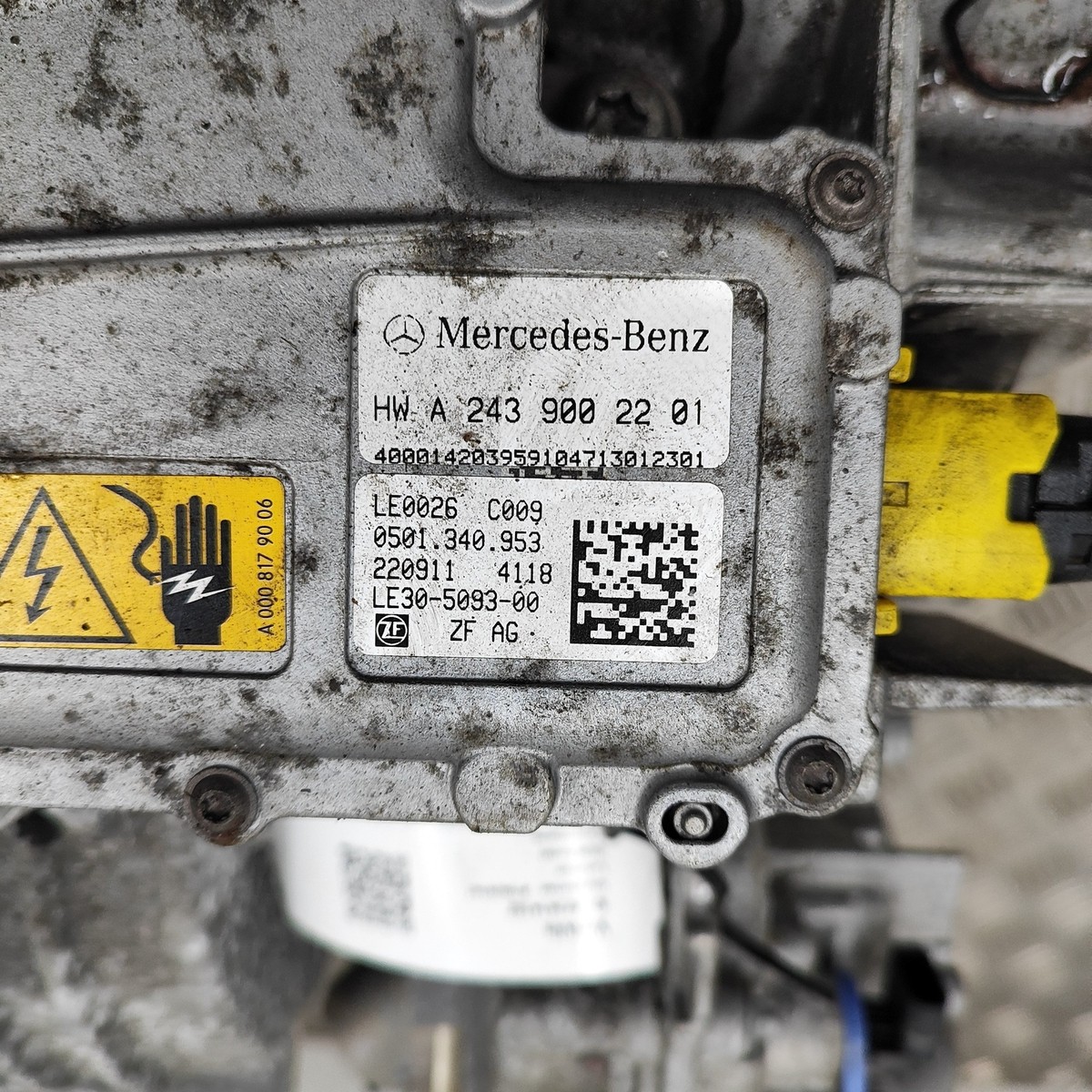 MERCEDES-BENZ EQB X243 Front Electric Engine Motor A2433408902