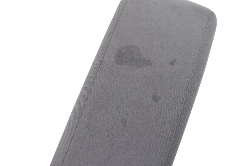 1995 - 1999 年雪佛兰蒙特卡罗中心控制台灰色布扶手顶盖原始设备制造商 — 第 2/4 张图片