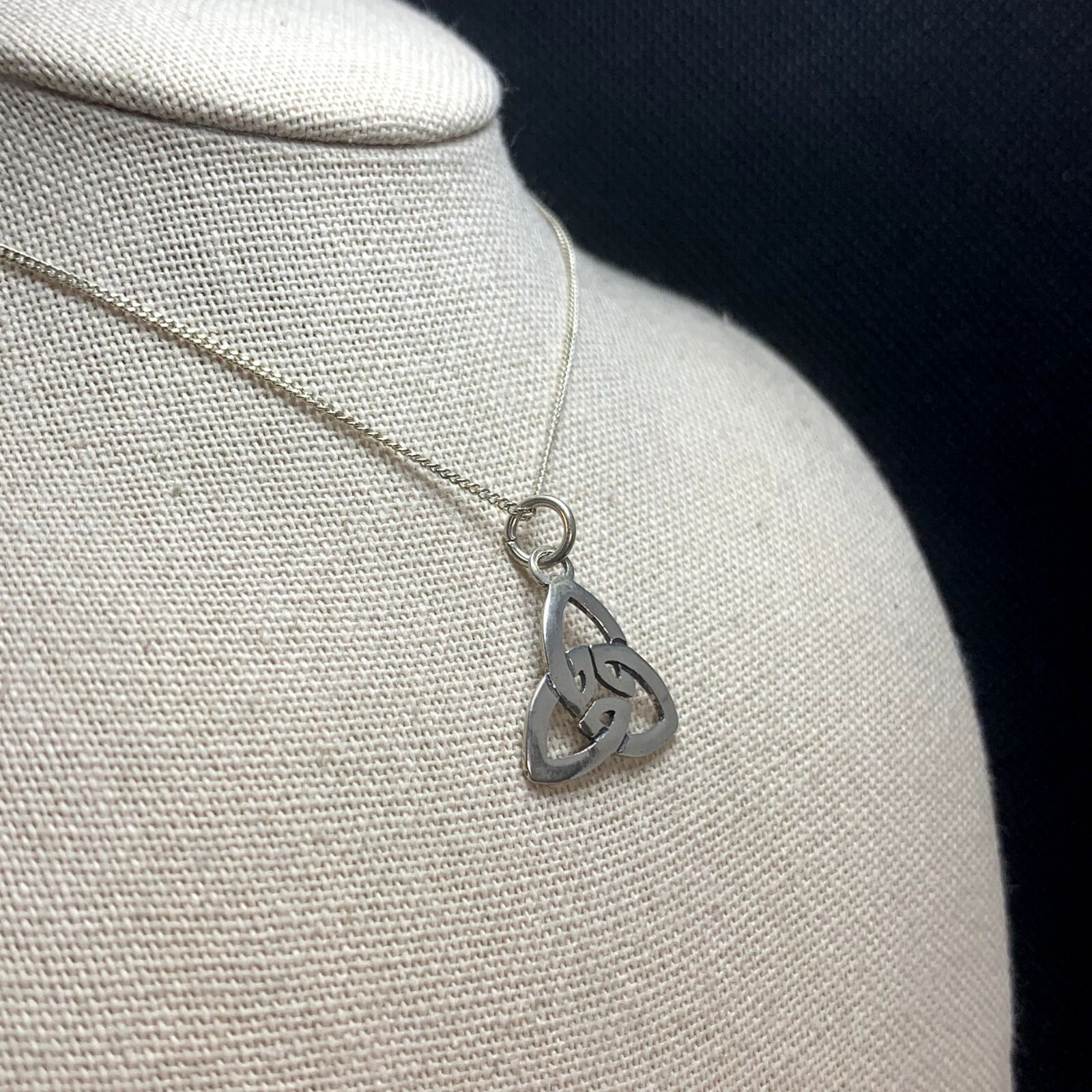 VTG Solid Sterling Silver 925 Celtic Trinity Knot… - image 2