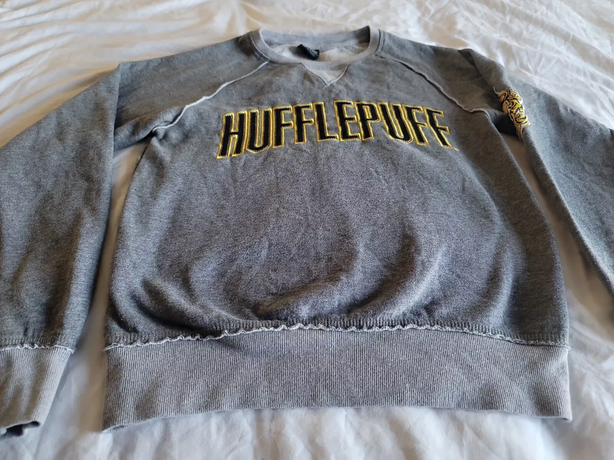 Hufflepuff sweatshirt universal studios sales