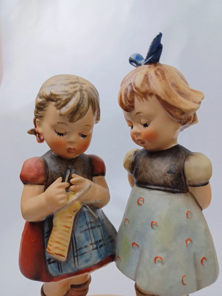 Goebel Hummel #256 “Knitting Lesson” TMK 4  7.5” Tall - Image 4 of 4