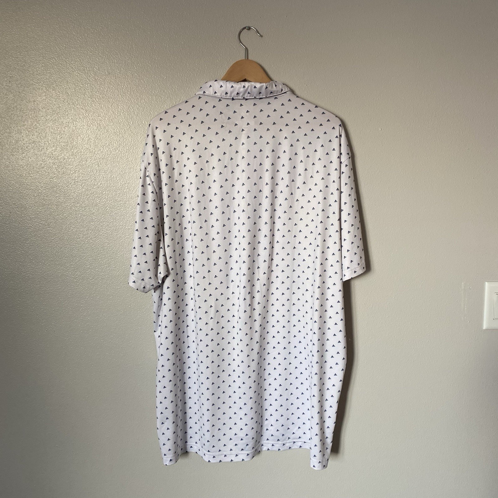 Adidas Golf Shirt Polo Performance All-Over Print Logo White Navy Blue Men’s 2XL thumbnail 4