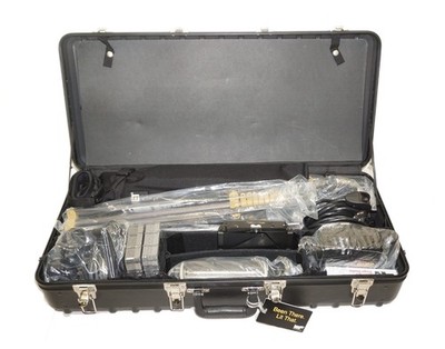NEW Lowel Omni Light Kit with Hard Shell Case includes Tripods, 4 Lights & Lamps