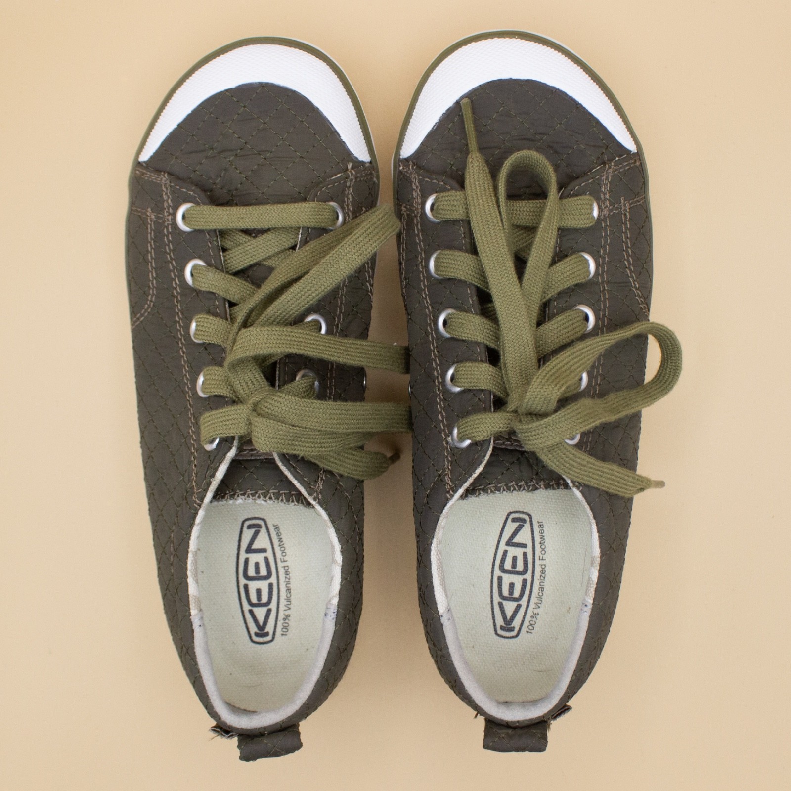 Scarpe casual Keen Elsa II trapuntate verde oliva da donna taglia 5 5