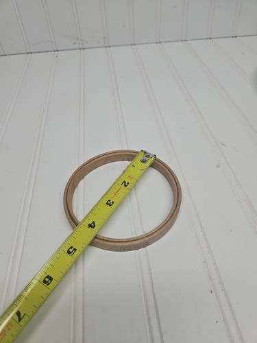 Cerchio ricamo legno cuscino feltro tondo 4" Duchessa vintage made in USA - Foto 4 di 4