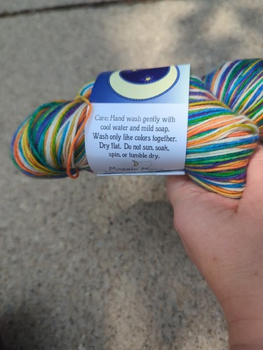 mosiac moon Sock Yarn 482 Yds 75/25 SW Merino/Nylon Hand Painted - Picture 3 of 3