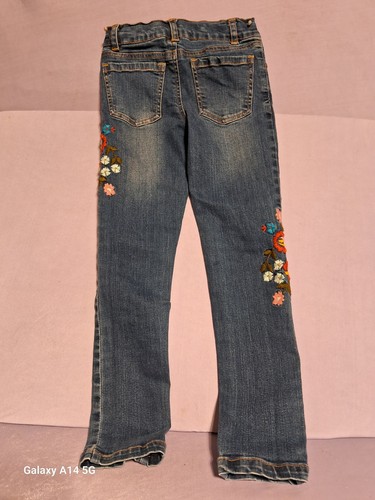 Garnet Hill Kids Embroidered Jeans - Size 6 - Picture 6 of 7