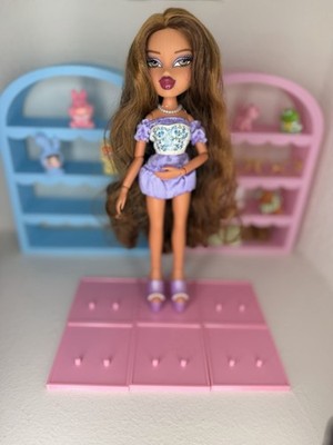 bratz doll stands lot