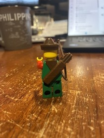 LEGO Red Forestman Minifigure - Vintage Castle 6103 6066 6042