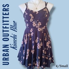 Urban Outfitters Kimchi Blue Vintage Scarlett Ditsy Floral Mini-Dress - 4/Small