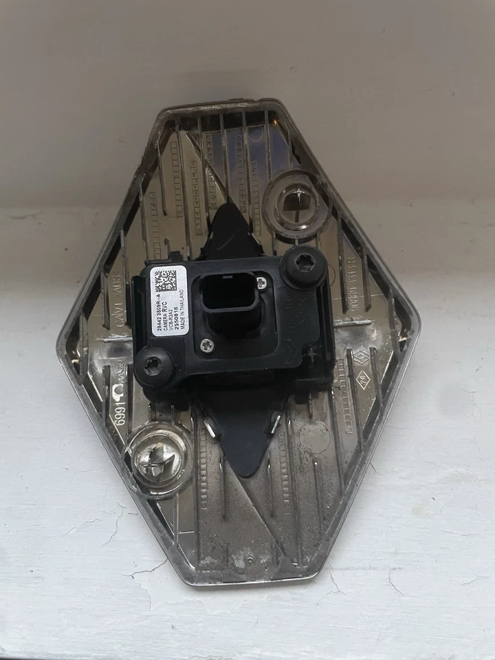 Caméra de recul Renault Clio 5 D’origine - Photo 2/2