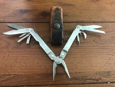 Leatherman Super Tool Original 1995 Multi-Tool Pliers with Leather Pouch