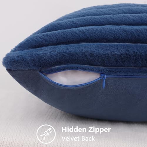 Faux Fur Throw Pillow Covers 18x18 Set of 2, 18" x 18" (Pack of 2) Blue - Bild 4 von 6
