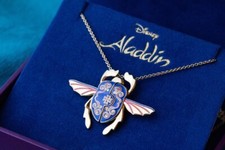 NUEVO RARO Disney x RockLove Aladdin Desbloqueo Escarabajo Collar Plata 925/Esmalte