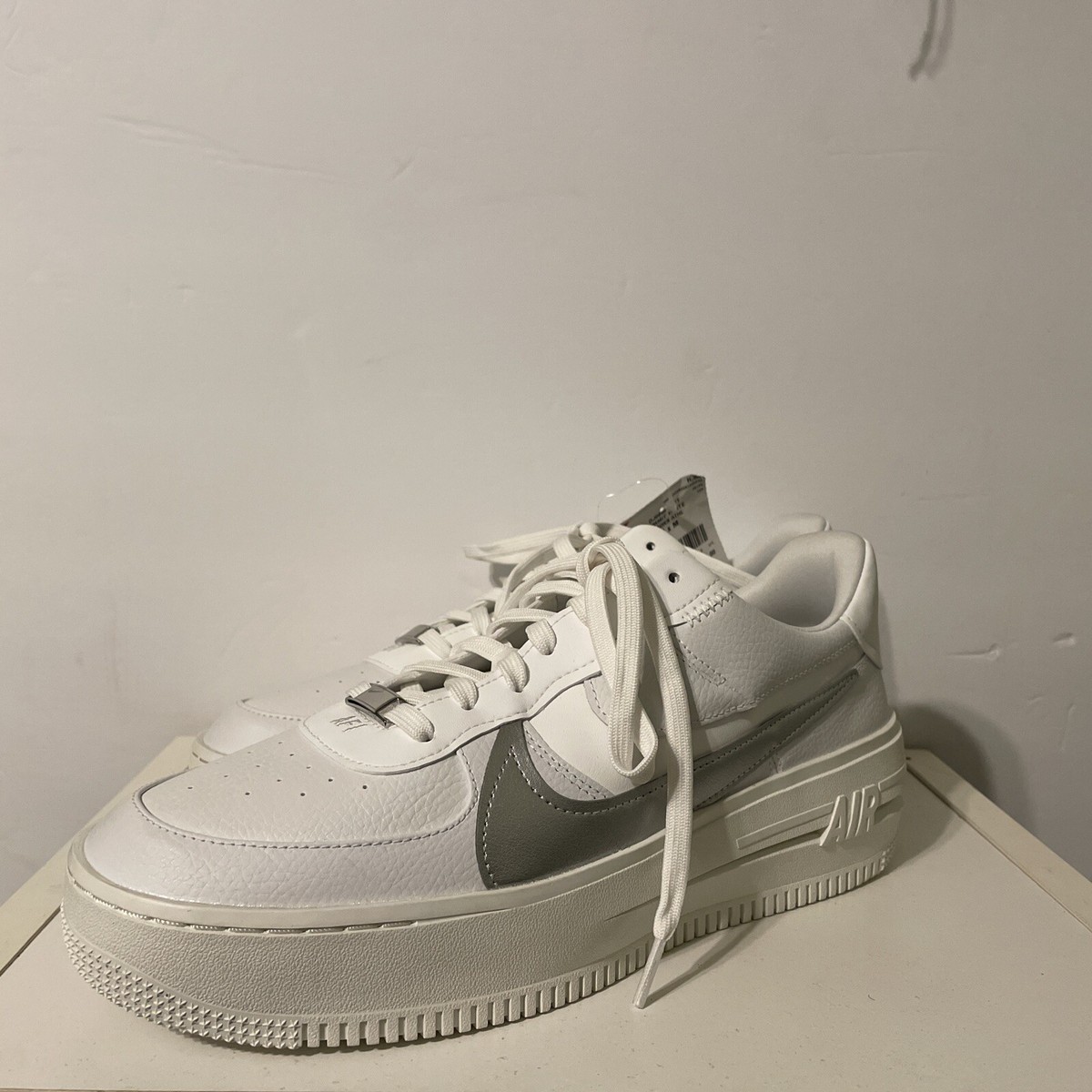 Nike Air Force 1 Low PLT.AF.ORM ホワイト Nike Air Force 1 PLT.AF.ORM White Metallic Silver W for sale