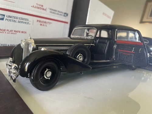 Mercedes-Benz - 1938 Signature 770K - 1:18 Scale - Picture 7 of 10