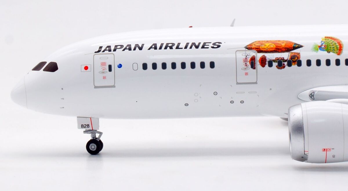 SQ Wings 1:200 Japan Airlines JAL Boeing 787-8 Diecast SQ Wings 1:200 Japan Airlines JAL Boeing 787-8 Diecast