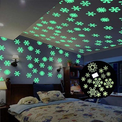 Romantic Snowflake Lunimous Wall Sticker Glow In The Dark
