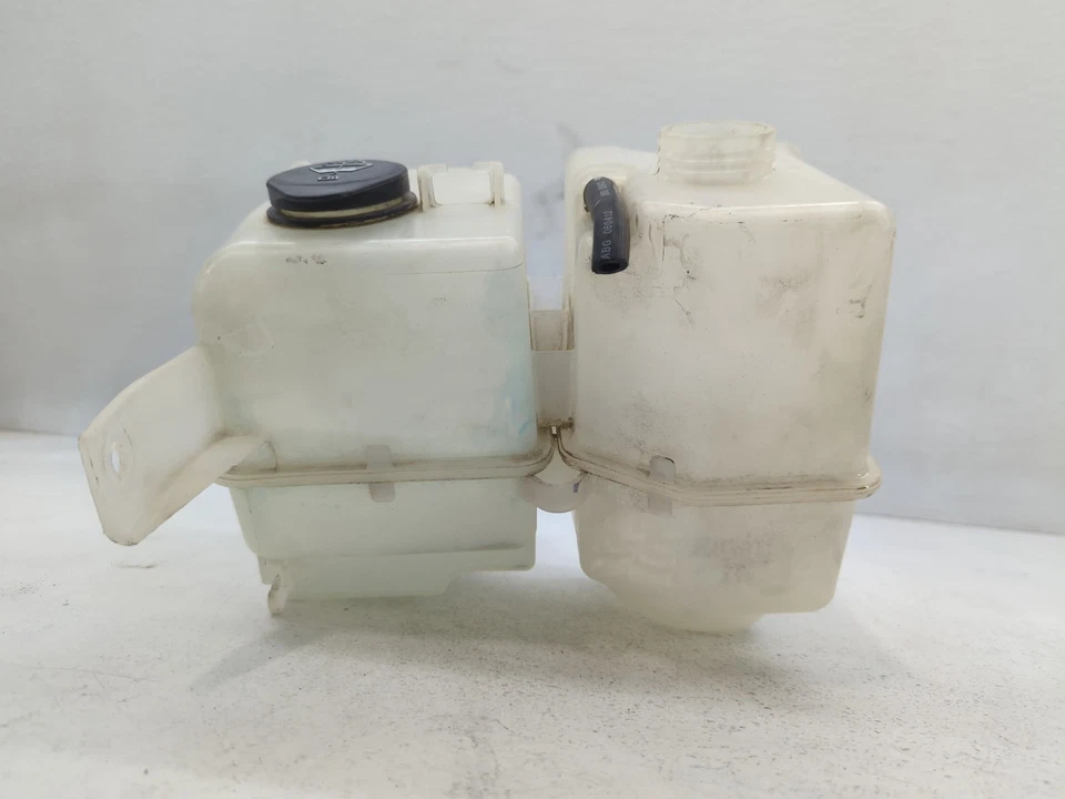 2009-2013 Toyota Corolla Radiator Coolant Overflow Expansion Tank Bottle MIAT5 - Image 2 of 4