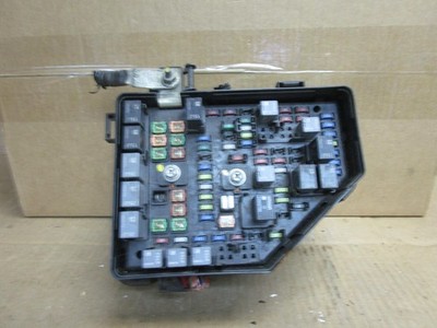 12 2012 Buick Enclave Engine Fuse Box Relay Junction Block Panel 20972852