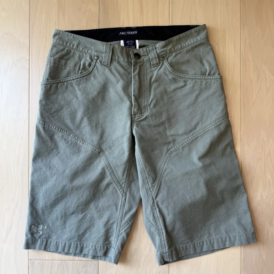 Pantalones Cortos De Colección Arc'teryx 30 Verdes Doble Rodilla Informales Utilitarios Senderismo Prendas Exteriores Foto 2 de 4
