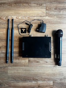 EV Electro-Voice RE3-ND76 Band 5H Wireless Microphone Set