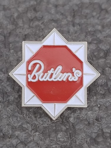 BUTLINS HOLIDAYS MODERN PIN ANSTECKER - STERN