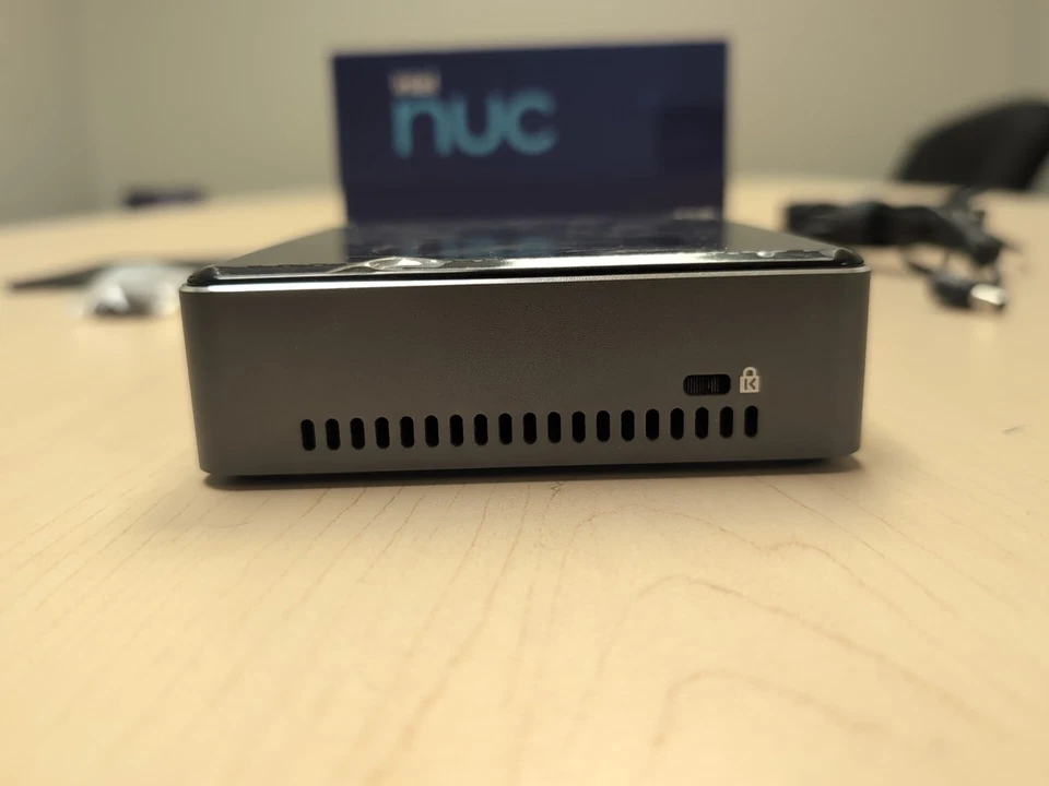 Intel NUC GEN 7, i3, 4GB RAM, 500GB SSD, WINDOWS 10 / 11 Pro NUC7I3BNK - Image 3 of 4