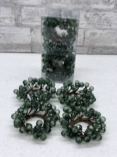 8 Napkin Rings Forrest Green Beads Acrylic Faceted Wired Christmas Holiday Decor - Picture 1 of 5