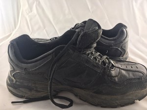 sketchers mens tennis shoes