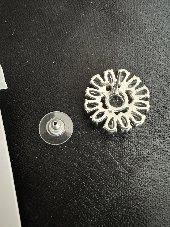 Pendientes Kate Spade Cristal Elevado a la Ocasión Cristal Transparente Color Plata Foto 4 de 4