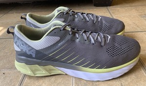 tênis hoka one one arahi masculino