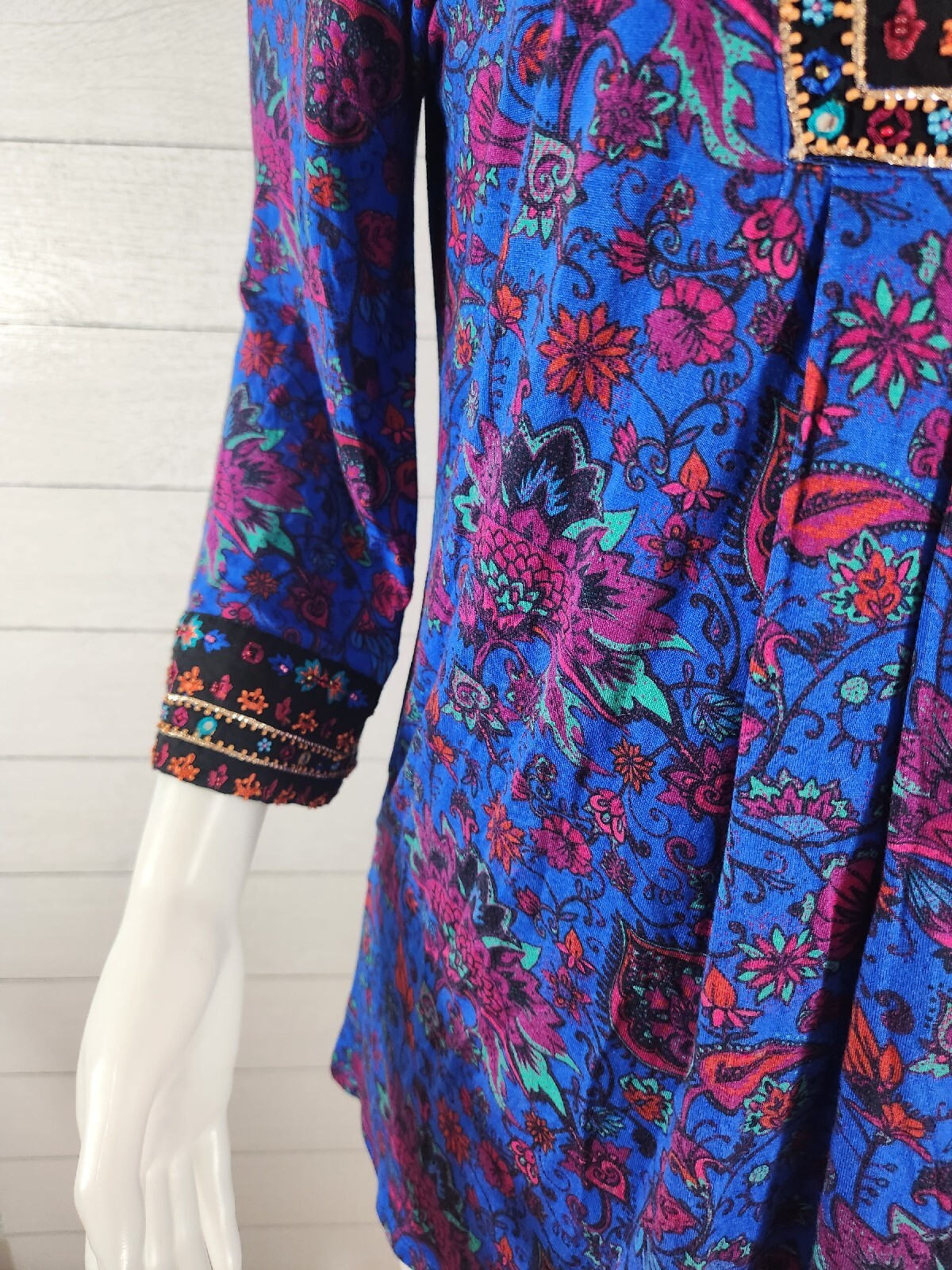 Soft Surroundings Top Women's Sz Med 3/4 Sleeve Beaded Multi Colored