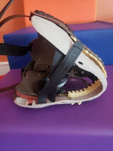 Jurassic World Tyrannosaurus Rex Chomp N Roar Dinosaur T Rex Mask Mattel 2020 - Picture 8 of 9