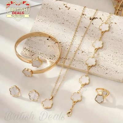5-teiliges Blatt Kleeblatt Schmuckset für Damen Halskette Ohrringe Armreif Ring Armband