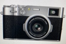 Fujifilm X 100VI Digital Camera silver NEW Still in the shipping box.