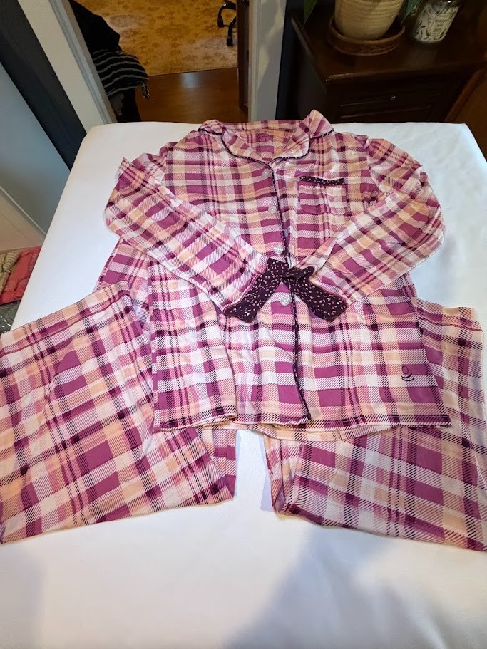 Women's Cuddl Duds Preppy Plaid 2-Piece Pajama Set- Size Small