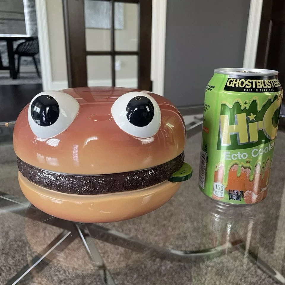 🍔 Vintage McDonalds Statue Burger 6.5 Inch Playground - Image 4 of 4