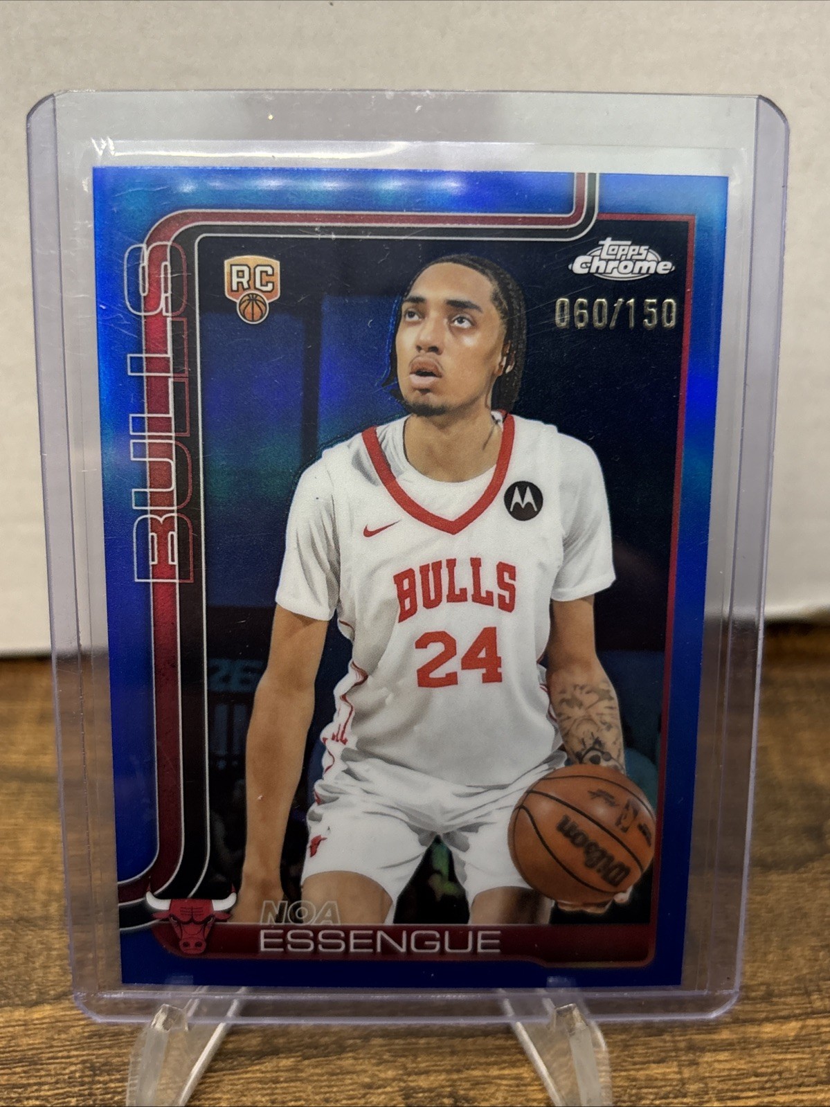 2025-26 Topps Chrome | BLUE REFRACTOR RC #262 BULLS | NOA ESSENGUE *(#/150)*