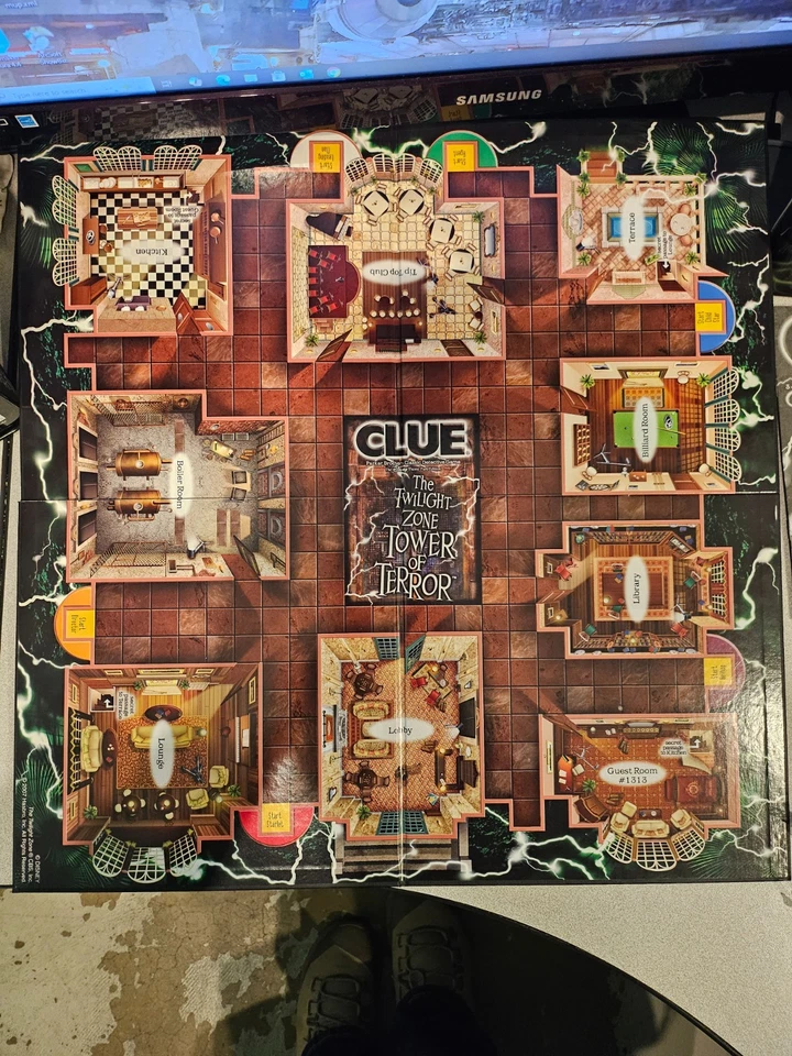 Disney Clue The Twilight Zone Tower Of Terror 2007 juego de mesa completo - firmado Foto 4 de 4