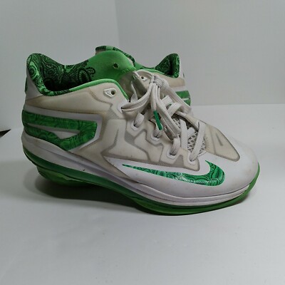 Nike LeBron 11 Low  Easter  GS Size 7Y Jordan Retro Space Jam Air Max Dunk Sb