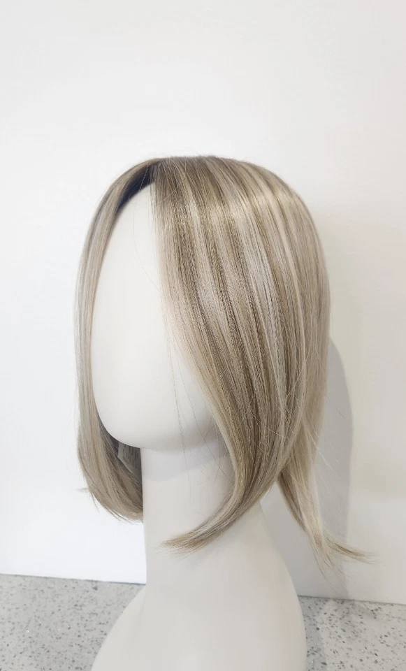 EasiPart MEDIUM HD 12" by Jon Renau Topper in FS17/101S18 Palm Springs Blonde - Image 3 of 4