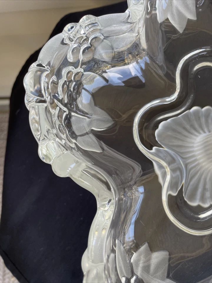 "CUENCO DE ANFITRIONA CON PATAS DE COMPOTA DE CRISTAL MIKASA CARMEN WALTHER CON ALEMANIA 10,5""" Foto 4 de 4