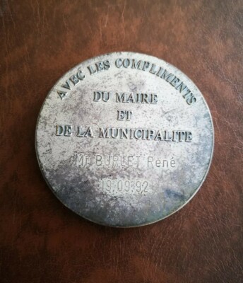 Médaille En Argent De Fontenay - XIXème Siècle - Objet De Collection