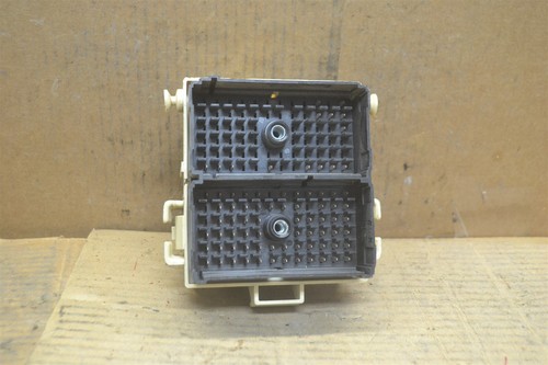 03-07 Hummer H2 Fuse Box Junction OEM 15266958 Module 378-24c3 - Picture 3 of 4