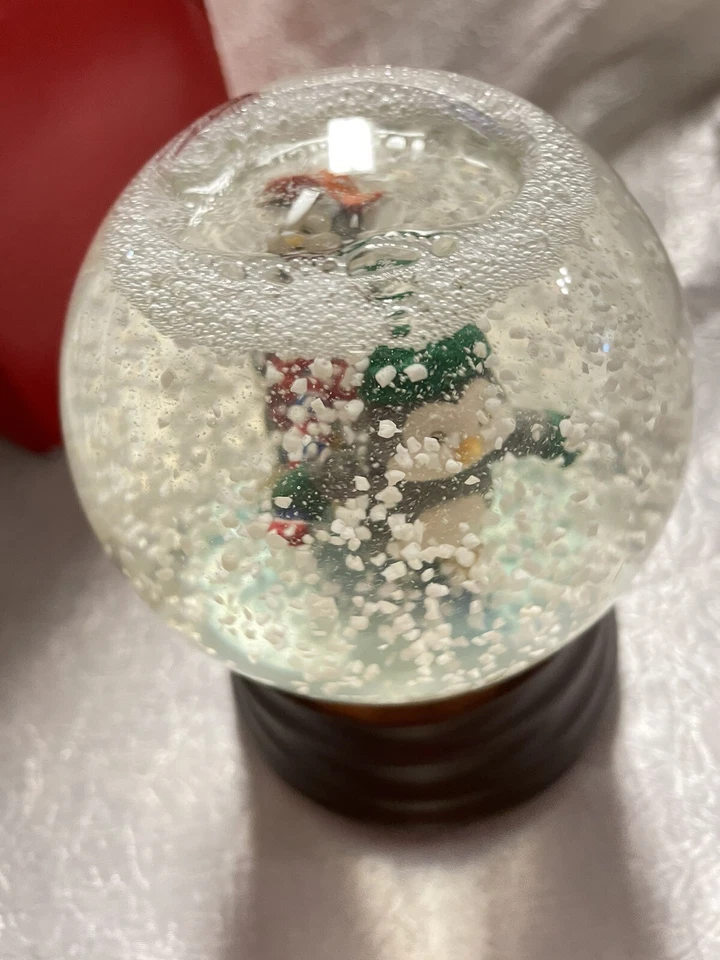 MUSICAL PATINAJE PINGÜINOS GLOBO DE NIEVE/JUEGOS”LET IT SNOW” Foto 3 de 4