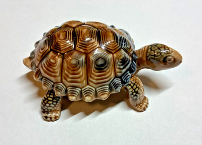 Vintage Wade Porcelain Tortoise Turtle Trinket Box Nature Figurine England
